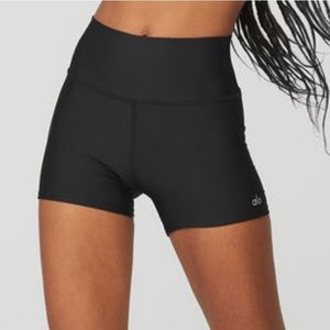 Alo Yoga 3inch high waist airlift shorts